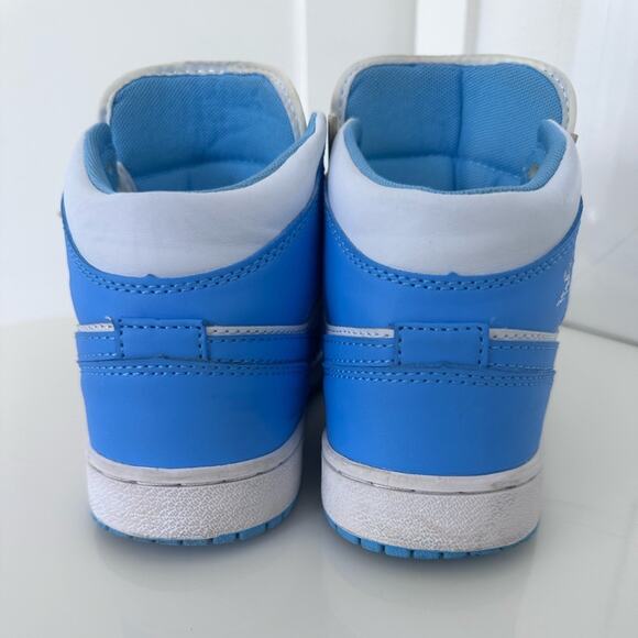 Air Jordan 1 Mid women retro UNC - 554724-106 Sz7 blue white distressed vibe - Picture 6 of 11